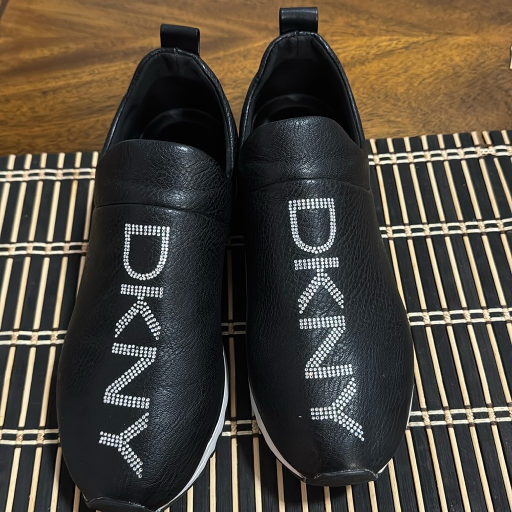 Dkny